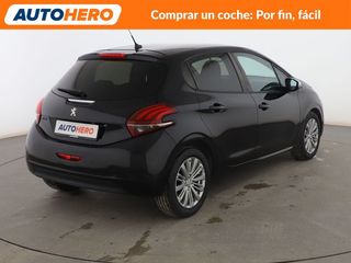 Peugeot 208 1.2 PureTech Signature