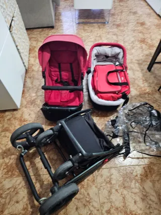 Cochecito Bebé Janet Rojo + Capazo + Bolso