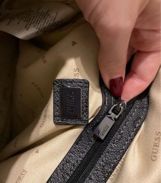 Mochila Guess Negra con Logo