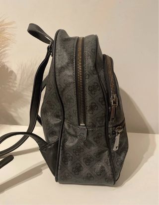 Mochila Guess Negra con Logo