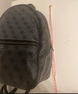 Mochila Guess Negra con Logo