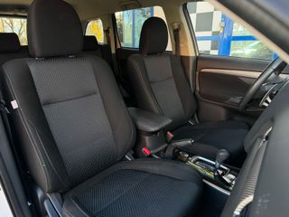 Mitsubishi Outlander 200 MPI Motion CVT 2WD 5 Plazas