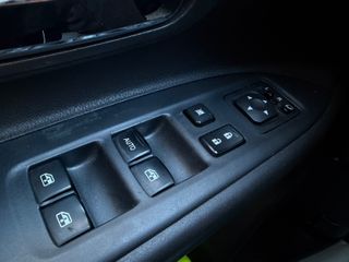 Mitsubishi Outlander 200 MPI Motion CVT 2WD 5 Plazas