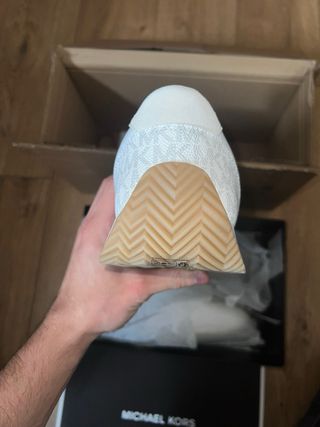 Zapatillas Michael Kors Blancas y Beige