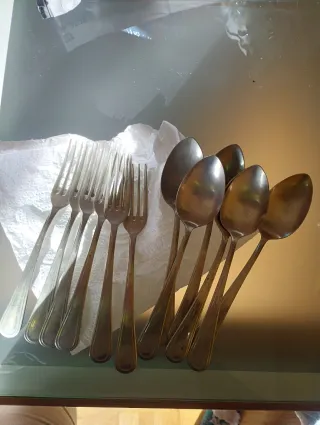 Juego de  6 Cucharas y   6Tenedores de Alpaca