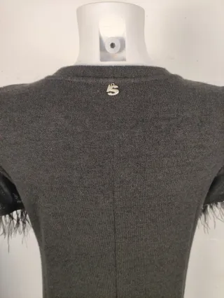 Abito nero donna con piume e pizzo