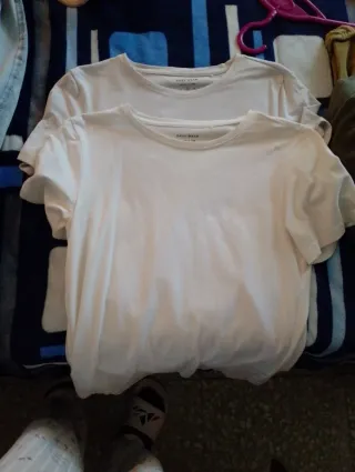 2 Camisetas Blancas Básicas Easy Wear