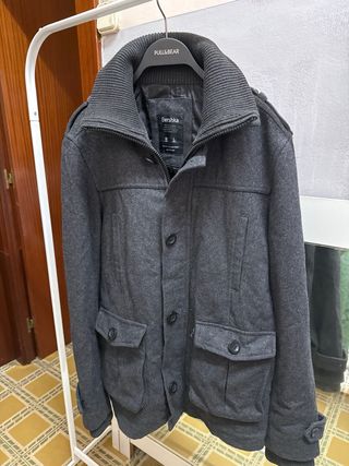 Chaqueta Bershka gris talla L