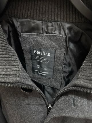 Chaqueta Bershka gris talla L