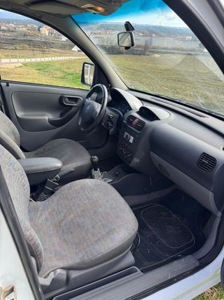 Opel Combo 2005