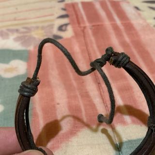 Pack 2 Pulseras Cuero Marrón y Negro