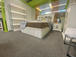 Dormitorio Completo de Alta Calidad Como Nuevo