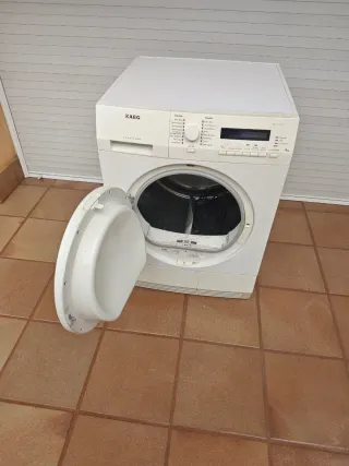 Secadora AEG Lavatherm - NO FUNCIONA
