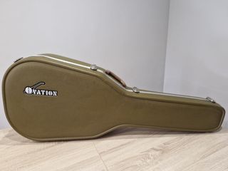 Ovation 1612 Guitarra Electroacústica + Estuche