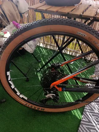 Bicicleta WRC Racing Carbono 29