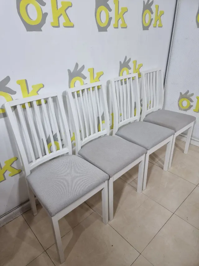 Mesa comedor + 4 sillas 09511