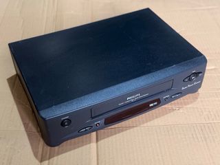 Leitor VHS Philips VR171