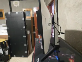 Monitor Samsung Odyssey Neo G8 32" 4K 240Hz