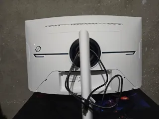 Monitor Samsung Odyssey Neo G8 32" 4K 240Hz