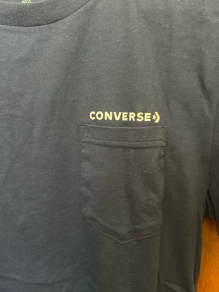 Camiseta Converse Azul con Bolsillo