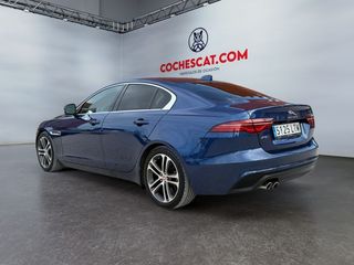 Jaguar XE XE MHEV RWD SE aut