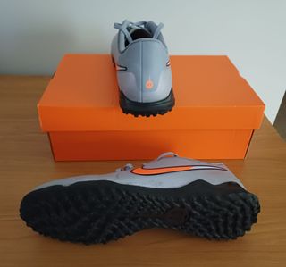 Botas de fútbol Nike Talla 43