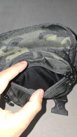 Pernera táctica militar