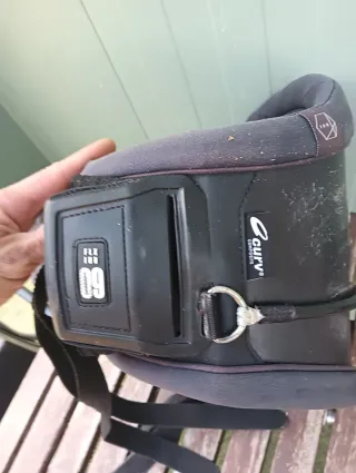 Arnés Kitesurf ION RIOT CURVE 09