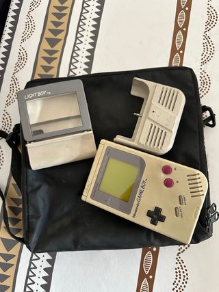 Nintendo Game Boy Beige con Accesorios