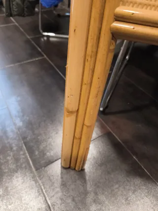 Cabecero de bambú y mimbre