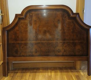 Cabecero madera con marquetería