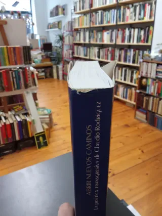 Abrir nuevos caminos La poética transgresiva