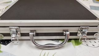 SCALEXTRIC MALETIN ESTUCHE RIGIDO ALUMINIO Y NEGRO