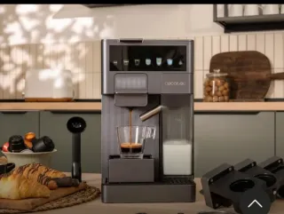 Tapa depósito agua cafetera Cecotec Freesty Latte