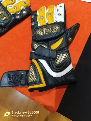 Guantes Moto Deportivos Negros, Amarillos y blanco
