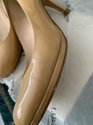 Zapatos de salón L.K. Bennett beige