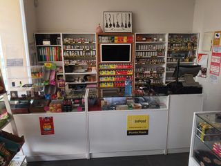 Mobiliario para negocio