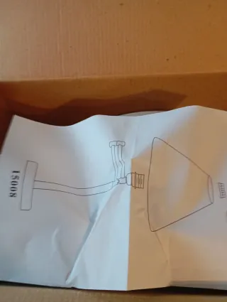 Lámpara de mesa metal y madera