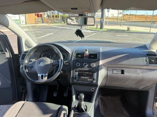 Volkswagen Touran 2013