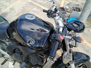 Moto para recambios o reparar