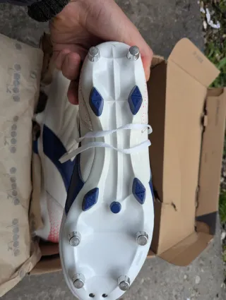 Scarpe da calcio Diadora bianche e blu