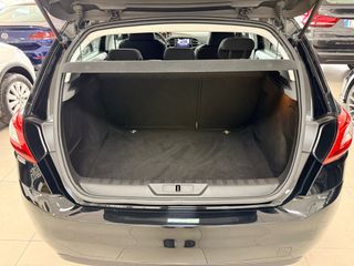 Peugeot 308 1.6 HDI 120 CV STYLE 2016