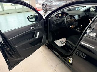 Peugeot 308 1.6 HDI 120 CV STYLE 2016