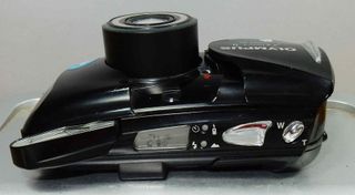 1696- Cámara OLYMPUS mju II zoom 80