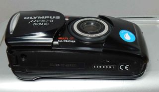 1696- Cámara OLYMPUS mju II zoom 80