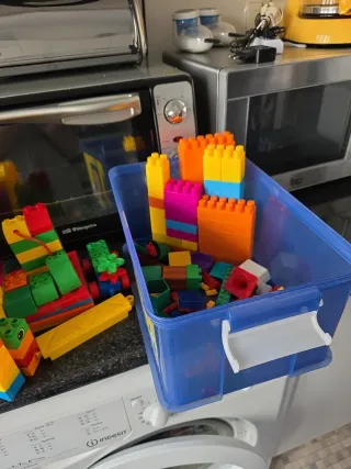 Bloques de construcción con baul