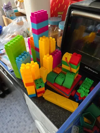 Bloques de construcción con baul