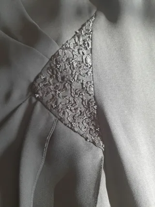 Vestido elegante mujer con chaqueta