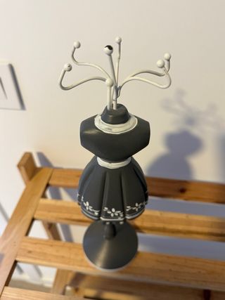 Joyero expositor figura vestido