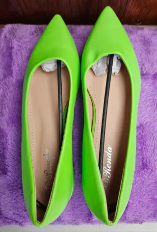 Zapatos planos verdes talla 40